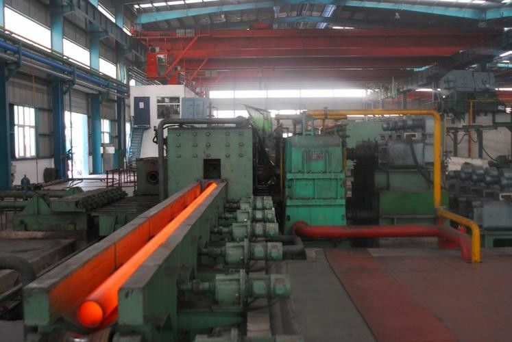 Cangzhou Baoyang Pipeline Equipment Co., Ltd. خط تولید تولید کننده